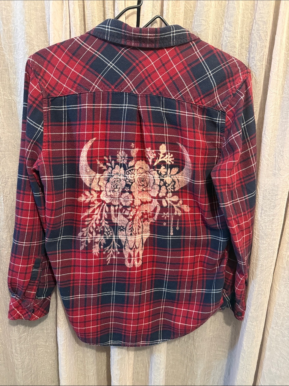 beachlunchlounge Red and Navy Plaid Button-Down Shirt with Bull Skull Graphic